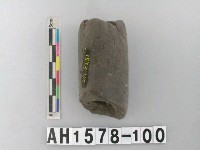 藏品(灰色細砂陶網墜)的圖片